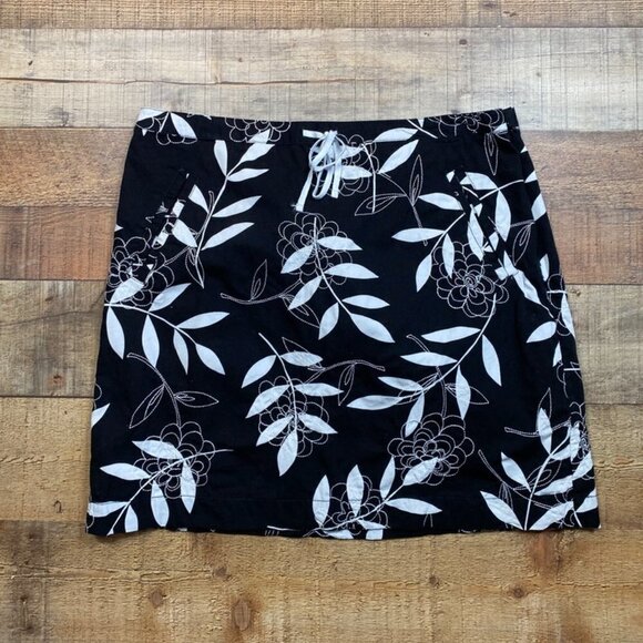 LOFT Black and White Floral Skirt - Picture 1 of 5
